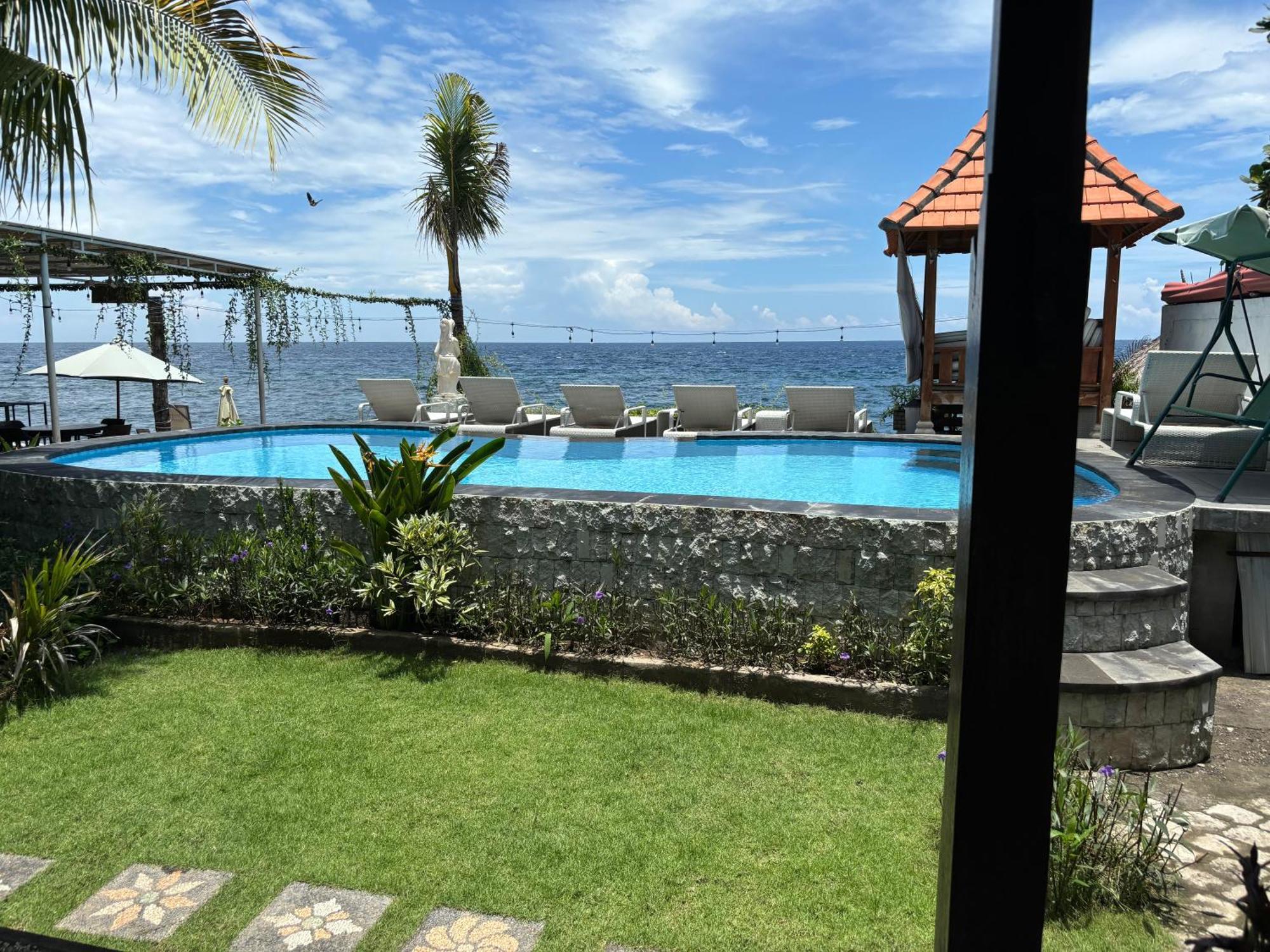 Bahari Beach Amed Bagian luar foto